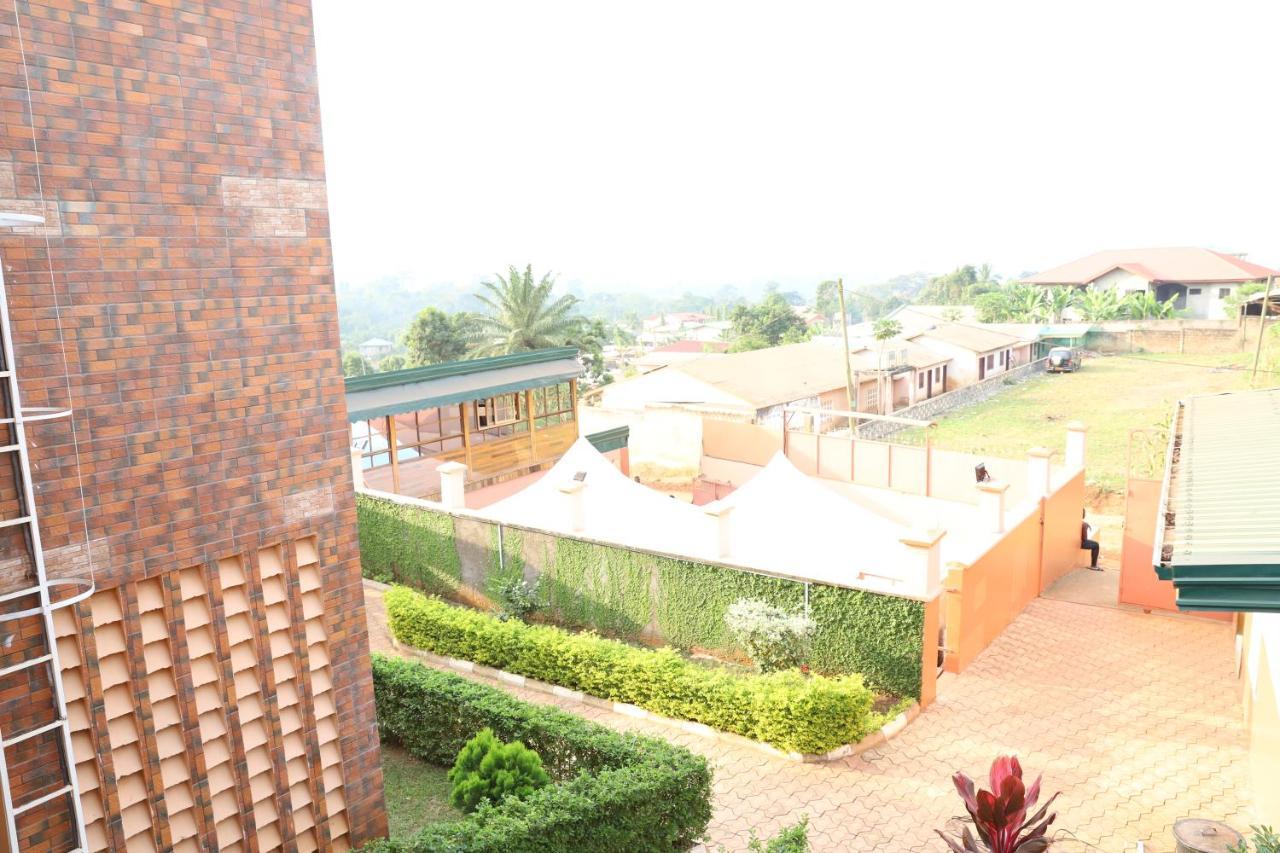 Vegas House Apartamento Yaoundé Exterior foto
