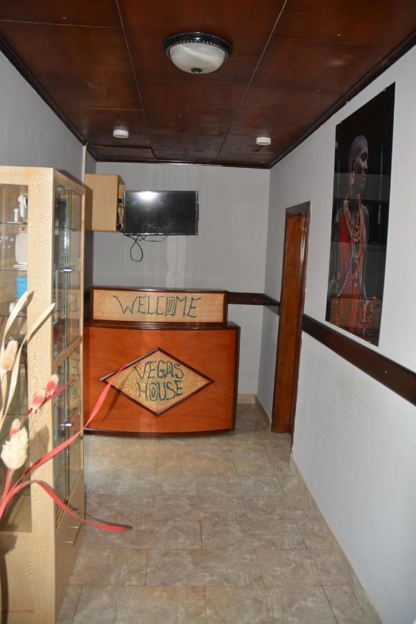Vegas House Apartamento Yaoundé Exterior foto